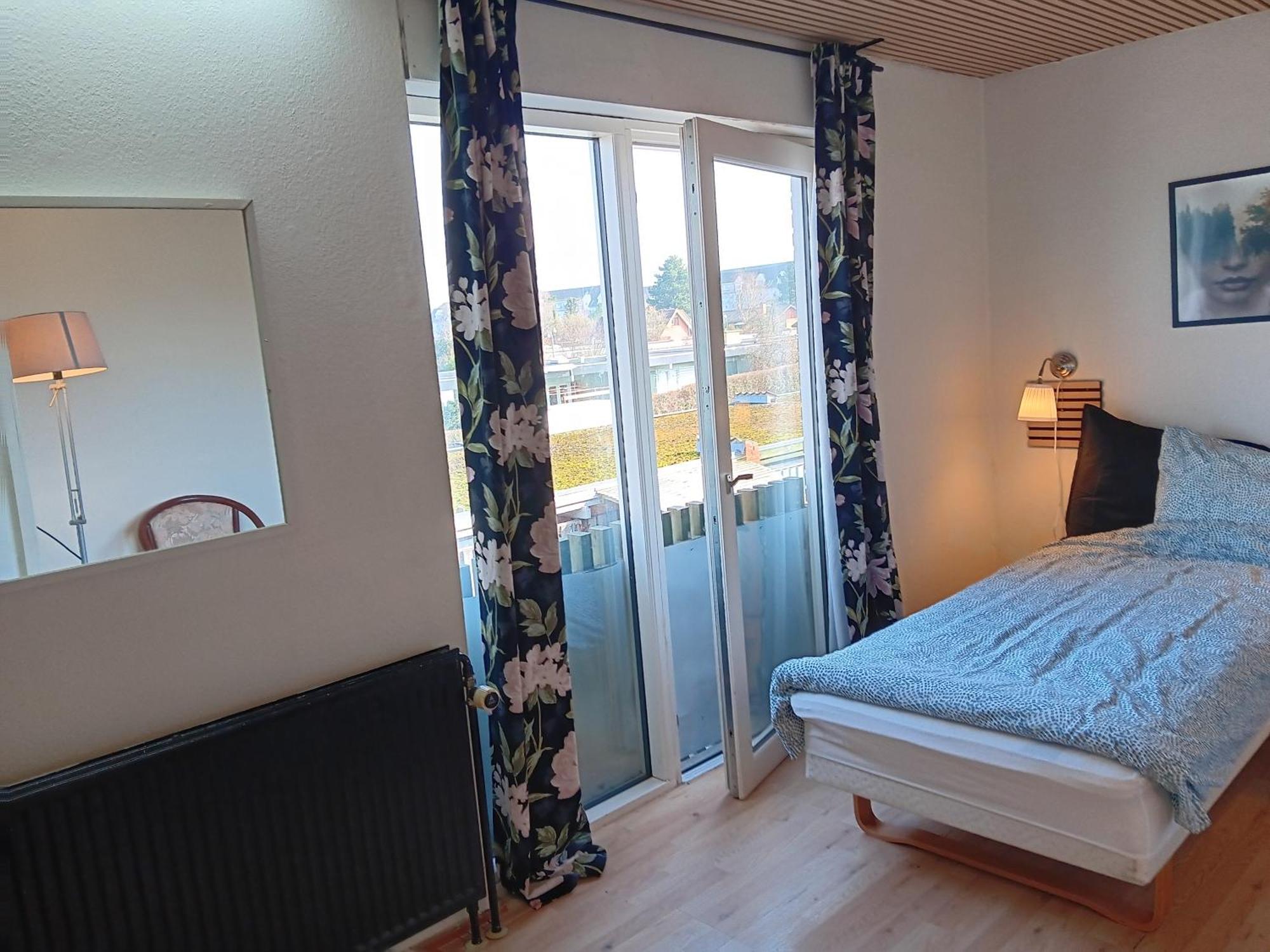 Private Room Near Copenhagen Ishoj Ngoại thất bức ảnh